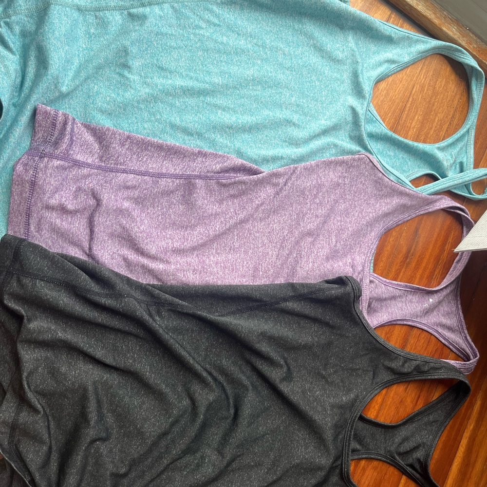 Bundle of 3 workout tanks!